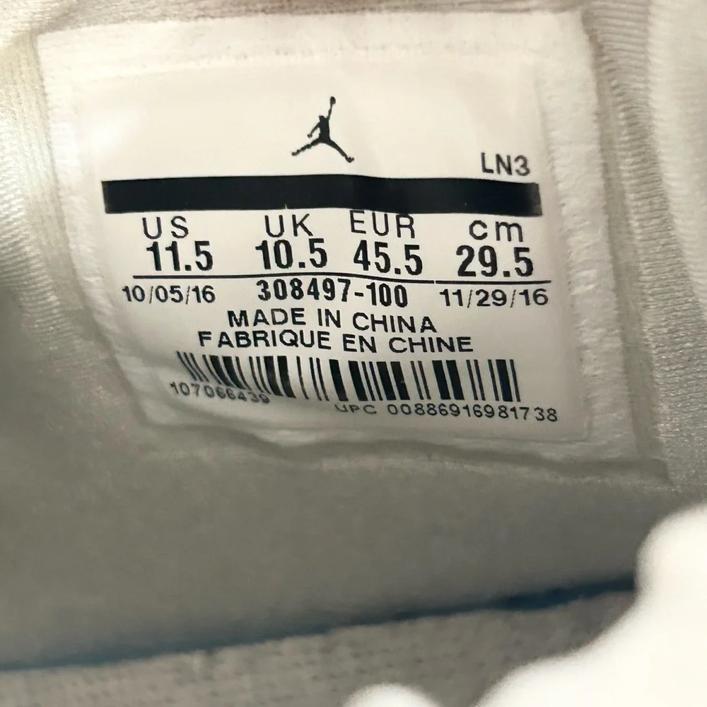 AUTHENTIC Jordan 4 Retro Pure Money size 11.5 308497-100 PRE-OWNED